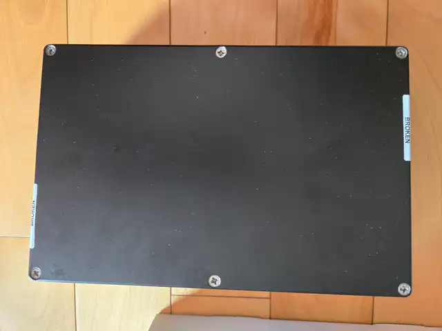 Pete Cornish AC-Powered 3-Way Signal Splitter/Mute in Amps & Pedals in City of Halifax - Image 7