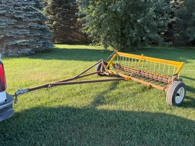 Kirchner hay fluffer. Used for 2 season. Has hitch for pulling behind pickup. Also have factory hitc...