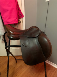 Mondega close contact saddle
