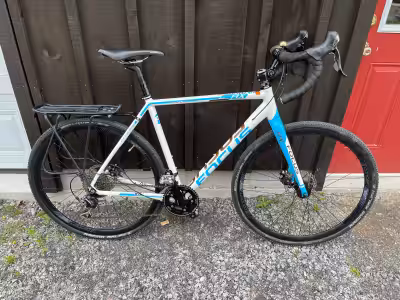 Focus cyclocross/Gravel/Road bike for sale. Minimal use and in like new condition. Light weight alum...