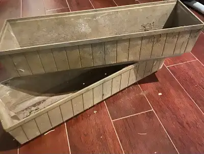 Set of 2 windowbox planters, View more