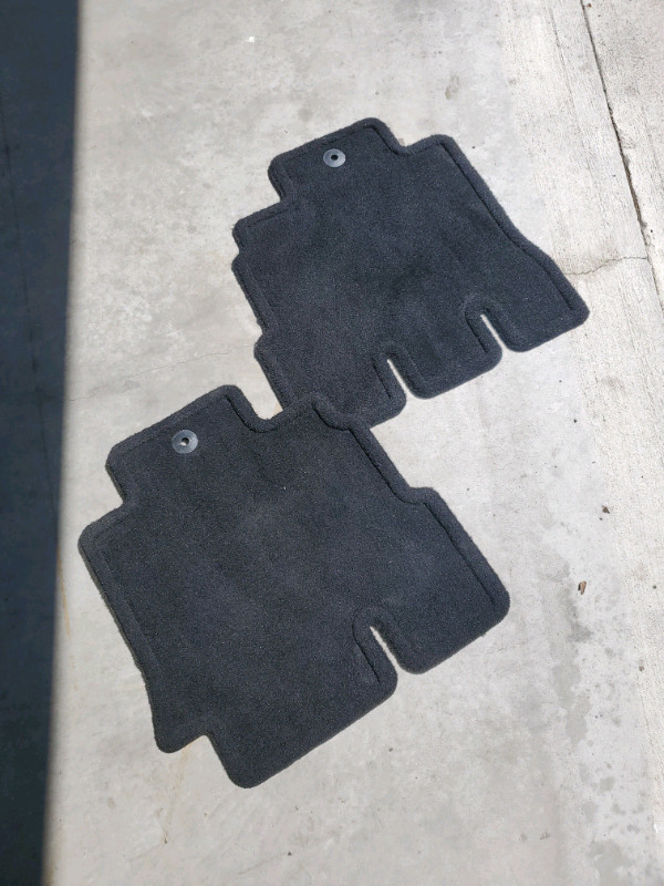 2013 2015 Jeep Wrangler favtory rear floor matts in Other Parts & Accessories in Trenton