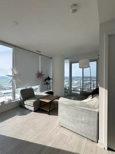 Address: 898 portage pkwy Move in 5/1 Furnished Internet included, not utilities Welcome to this stu...