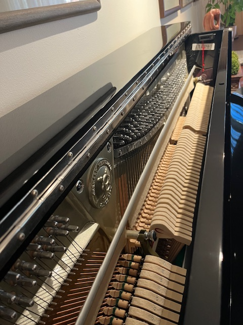 Heintzman upright piano for sale in Pianos & Keyboards in City of Toronto - Image 5