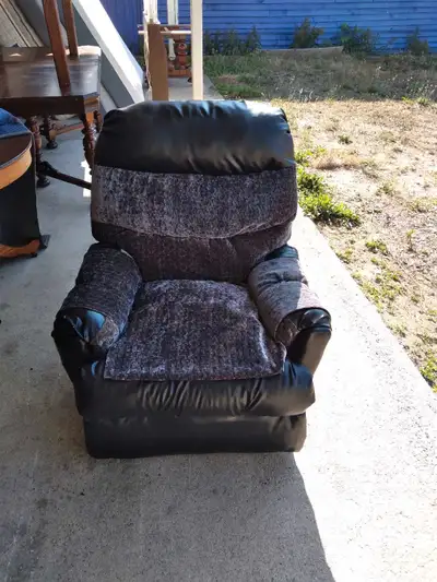 RECLINER, View more
