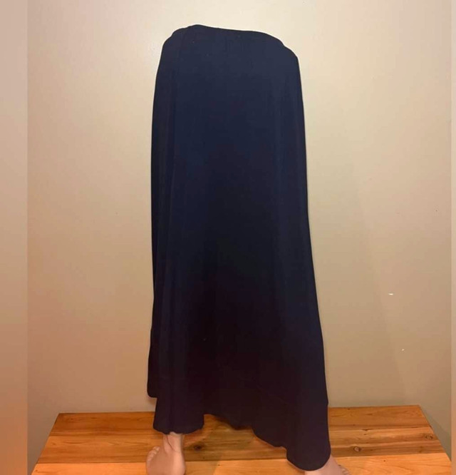 Skirt - Eliana Long Maxi Women's Medium in Women's - Bottoms in Leamington - Image 2