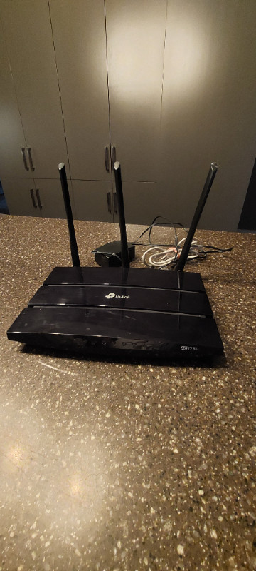 Routeur Wi-FI TP-Link 45$ dans Réseaux  à Saint-Hyacinthe