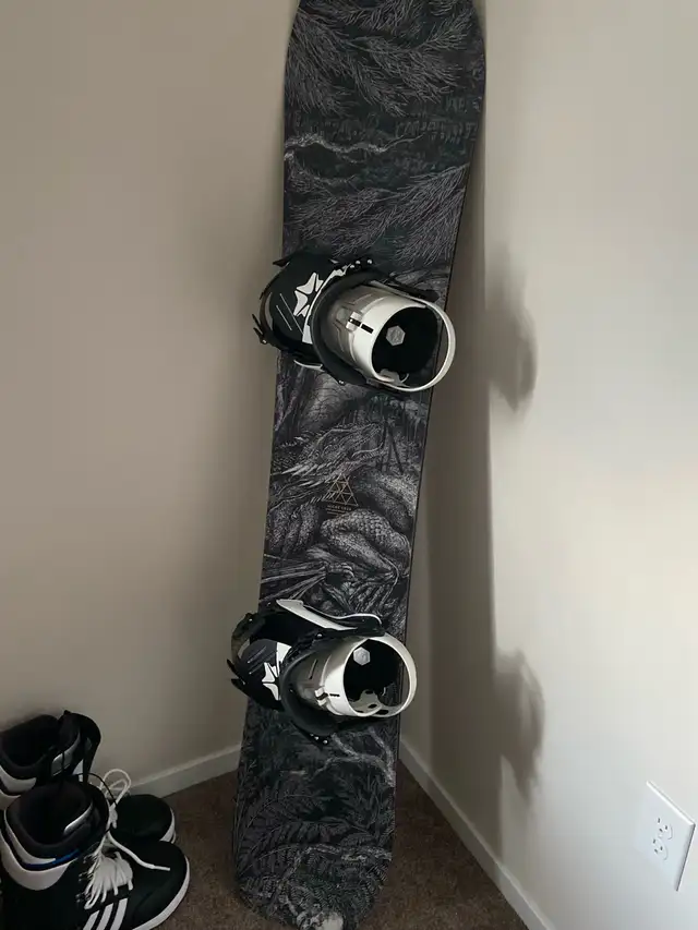 snowboard gear in Snowboard in Edmonton - Image 3