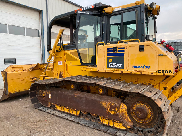 D65 PX Komatsu Dozer 6 way blade with ripper shank for rent in Heavy Equipment in Lethbridge - Image 2