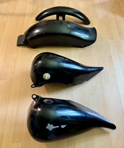 Harley Evo Softail tins, stretched tanks, tanks have some rust inside,wide glide front fender,terrib...