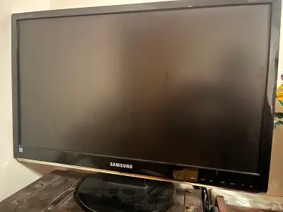 22 inch Samsung TV/Monitor, View more