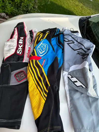 Skin Sz 30 $20 JT Racing Sz 34 $20 Troy Lee Designs Sz 28 $35 All with adjustable waistbands Pickup...