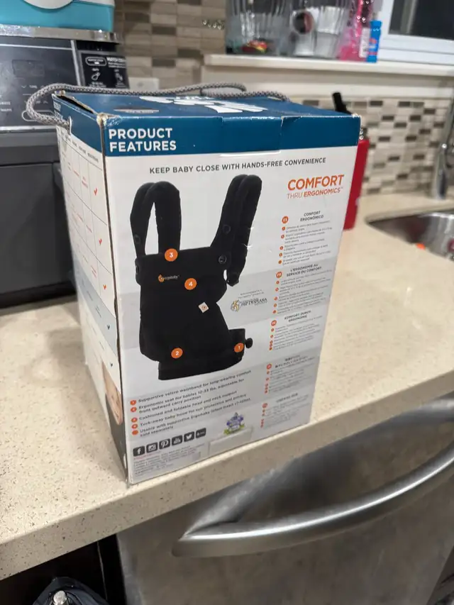 Ergobaby Baby Carrier $40 in Strollers, Carriers & Car Seats in City of Toronto - Image 3