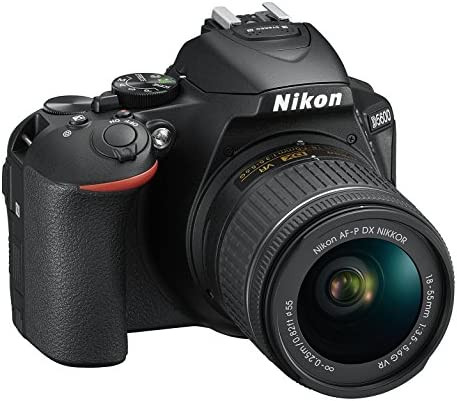 Nikon D5600DX 3.2in LCD 24.MP DSLR Camera 18-55mm lens -like New in Cameras & Camcorders in Abbotsford