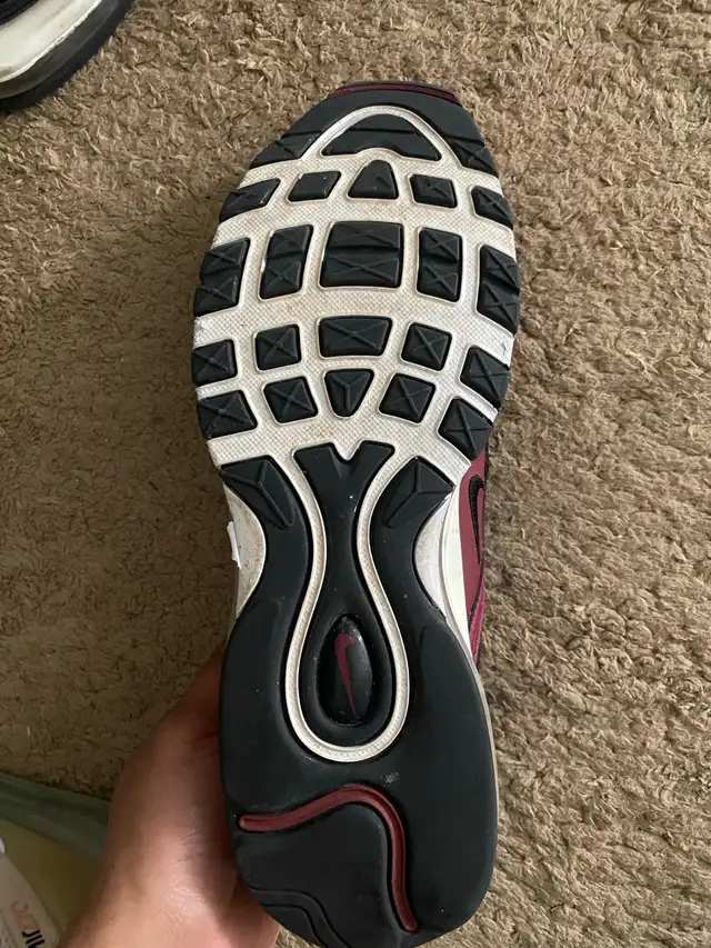 Nike air Max 97 black and red   in Men's Shoes in Oakville / Halton Region - Image 4