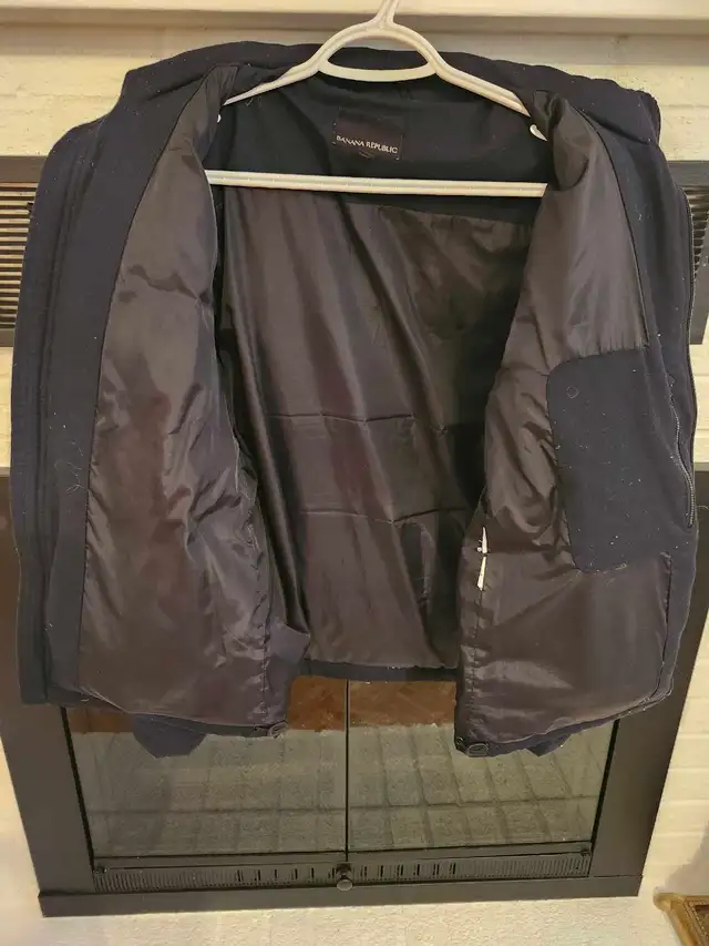 Winter jacket  in Men's in Laval / North Shore - Image 5