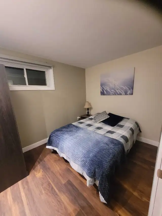 chambre à louer pour travailleur ou étudiant in Room Rentals & Roommates in Thetford Mines - Image 3