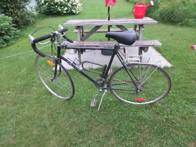 VINTAGE RALEIGH BIKE FOR SALE in Road in Cornwall - Image 3