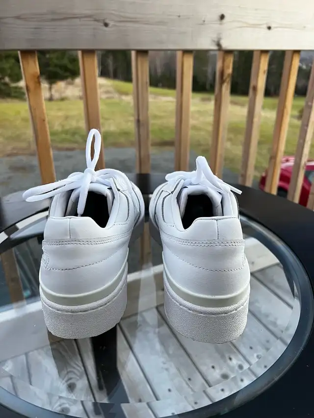 Adidas Forum Bold Triple White Logo Women's Sneakers 7.5 sz in Women's - Shoes in Cape Breton - Image 5