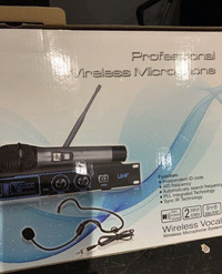 Wireless microphone set