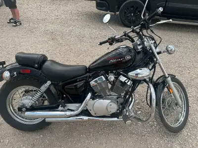 2008 Yamaha vstar 250 Bought last year to learn to ride. Runs great Starts easily.