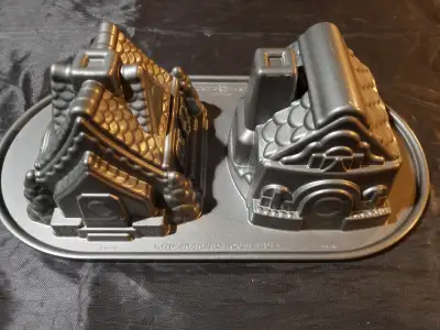 Nordicware Gingerbread House Duet Pan, View more