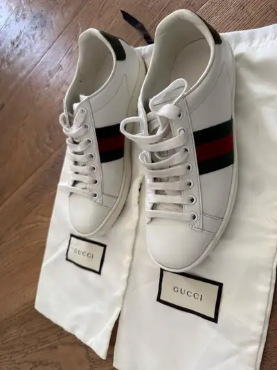 Women’s Gucci sneakers , View more