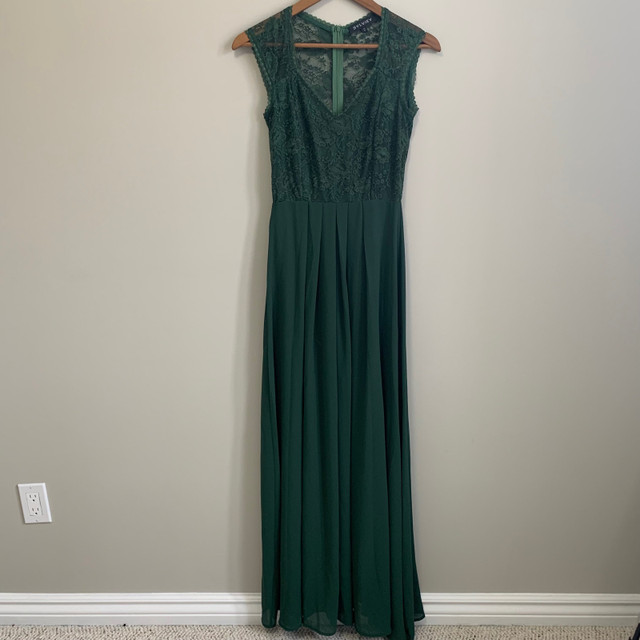 Sylviey Green Lace Dress - Small in Women's - Dresses & Skirts in Ottawa