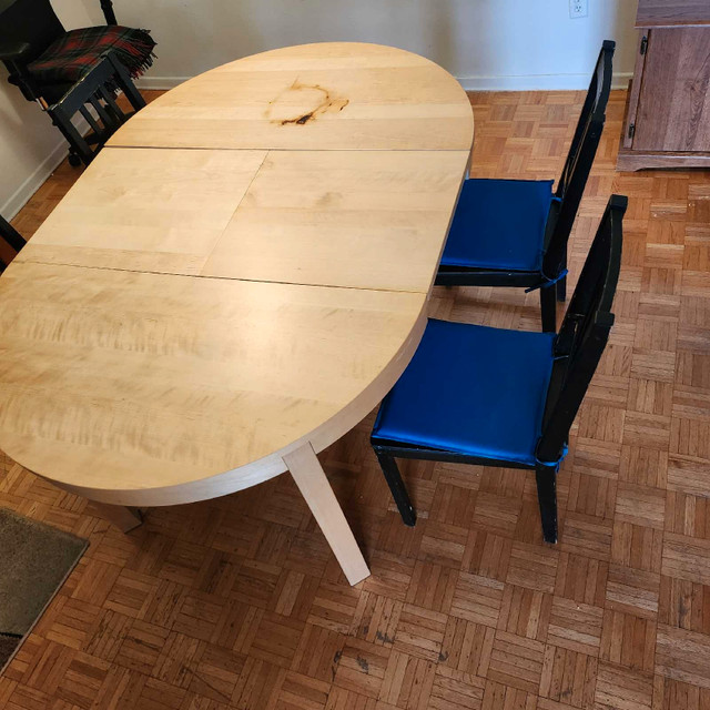 Ikea table for 4 or six plus 4 chairs in Dining Tables & Sets in City of Toronto - Image 2