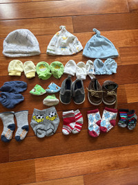 Baby hats/ scratch mitts/ shoes/socks