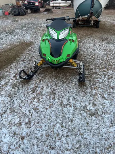 05 f7 for sale has 7120 miles. Seats good shape no rips. Tracks good and studded. Starts right up. F...