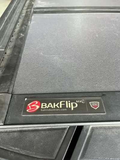 BAKFlip MX4 for 19-25 Silverado/Sierra without CarbonPro Bed (5’9”) Used Excellent Condition