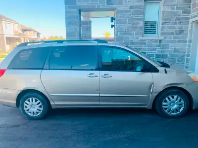 Toyota Sienna Van for sale. Good Condition. Very Nice Interior. Please contact AJ @ 647-290-5611