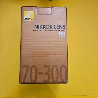 Nikon AF-S 70-300mm F4.5-5.6 Lens, View more