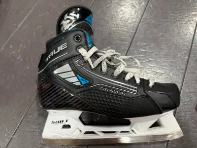 True Catalyst 5 x 4 Goalie skate. Size 5.5. Pick up at Third Line & Dundas.