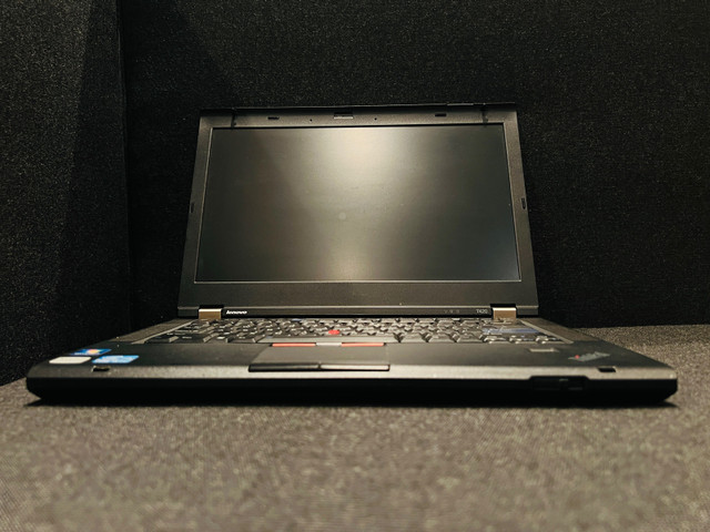 RARELY USED Lenovo T420 - Core i5 in Laptops in Markham / York Region - Image 3