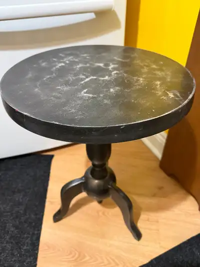 EUC Rosa Structube All Metal Round Side Occasional Table, View more