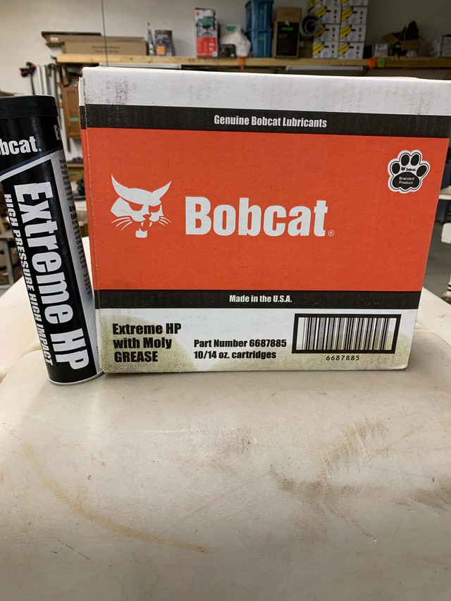 Bobcat Extreme Pressure Grease w moly in Other in Lethbridge