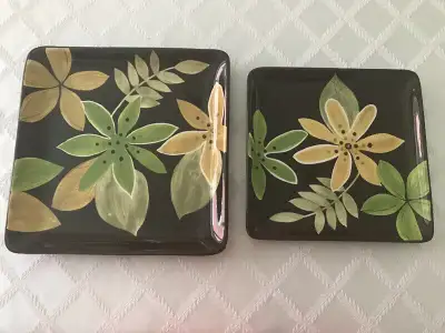 Serving Platters - $5 set -used only once -like new - measure 9”x9” and 11”x11”