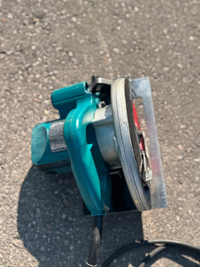 Makita 7-1/4” 15A Circular Saw 5007NB in Power Tools in Kitchener / Waterloo - Image 2