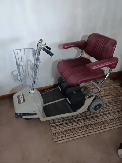 # Wheel Mobility Scooter. Good Condition, Recent new batteries. Emerson Mn area $400.00 Call or Text...