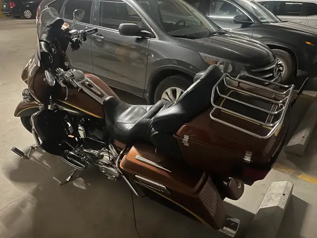 CVO Ultra Low Kms in Touring in Regina - Image 5