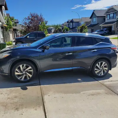 Selling 2015 Nissan Murano Platinum Edition AWD 6 CYL Engine Low Mileage 159000 Km's Lady Driven Wel...