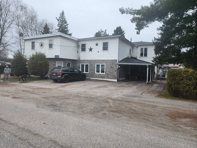 4-plex / multi family  in Houses for Sale in North Bay - Image 2