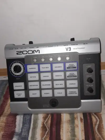 zoom v3 effects unit, View more