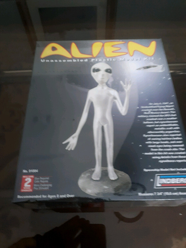 Alien unassembled plastic model kit level 2 new in box in Hobbies & Crafts in Oakville / Halton Region