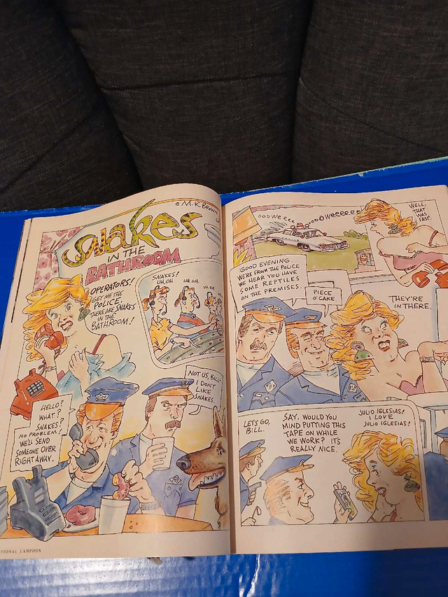 National lampoon magazine October 1990 in good condition in Magazines in Kitchener / Waterloo - Image 4