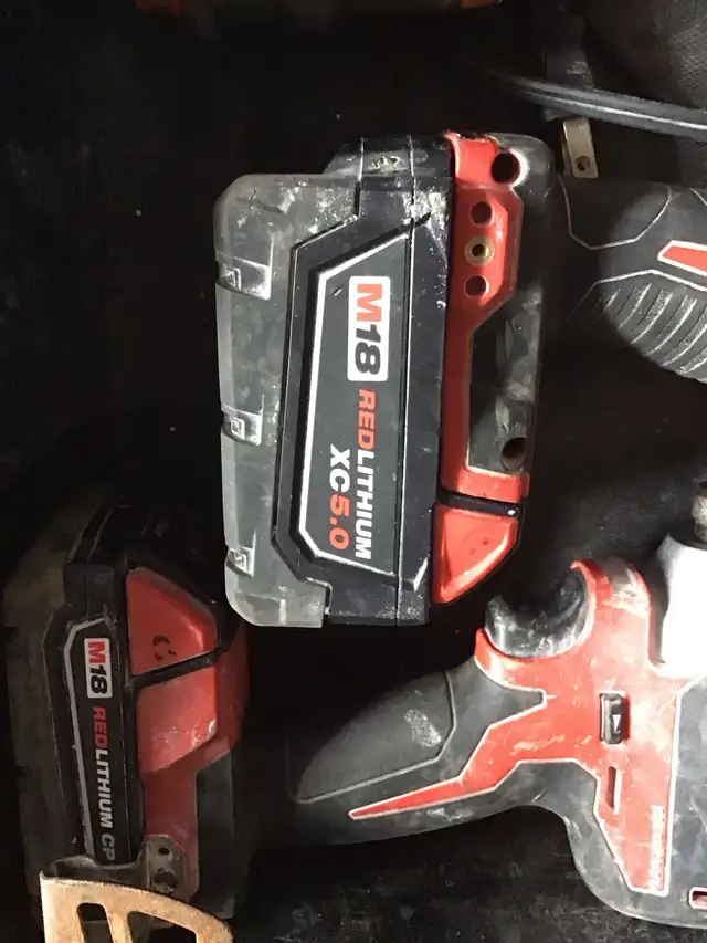 Milwaukee Drill Set w/ bonus high capacity battery & charger in Power Tools in City of Toronto - Image 3