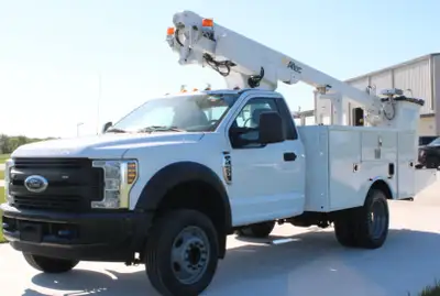 2019 Ford F-450 Altec AT200A Gas 35ft Working Height Non Insulated Hydraulic Brakes AT200A 111,000 M...