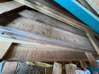 Planches de bois / wood 2x5 ( 2x4 ) 